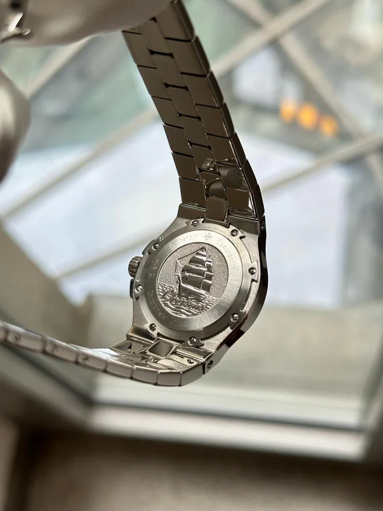 Vacheron Constantin Overseas 42052 Box+Papers 1999